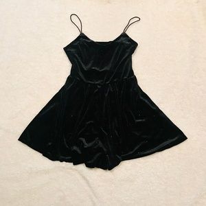 H&M | Sparkly Velvet Romper ✨